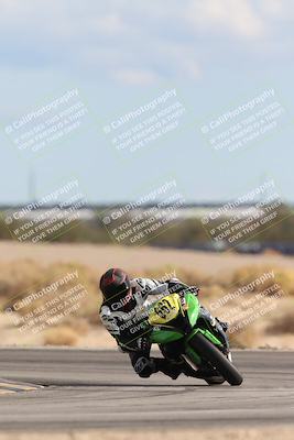 media/Nov-16-2025-Race Pace (Sun) [[8c5fa54630]]/Verified Riders/9-Turn 16 (150pm)/